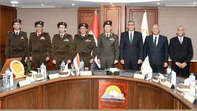 إدارة الإشارة للقوات المسلحة توقع عقد إتفاق مع محافظة الجيزة لتقديم خدمات الشبكة الوطنية للطوارئ والسلامة العامة