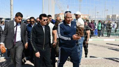 وزير الرياضة ومحافظا الوادي الجديد ومطروح يشهدون مسيرة «صحتك في المشي»