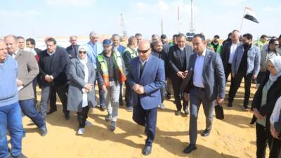 وزير الصناعة: سحب الأراضى من المستثمرين غير الملتزمين