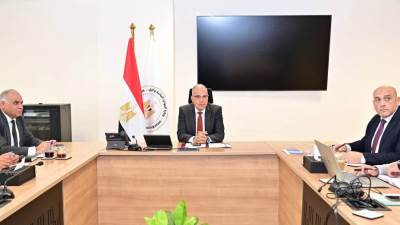 سويلم يتابع حالة المنظومة المائية بمحافظتي الإسكندرية والبحيرة خلال الفترة الحالية