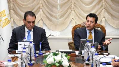 وزير الشباب والرياضة يلتقي بالمجلس العلمي للرياضة المصرية