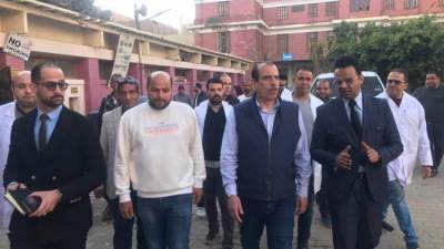 نائب وزير الصحة يجري جولة تفقدية للمنشآت الطبية بسوهاج ويوجه بتلافي السلبيات خلال أسبوع