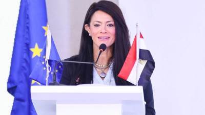 رانيا المشاط تشهد توقيع منحة أوروبية بقيمة 90 مليون يورو لتعزيز قدرات الطاقة المتجددة في مصر