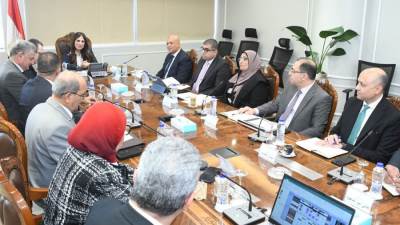 وزيرة الإسكان تتابع موقف تنفيذ المبادرة الرئاسية "حياة كريمة"