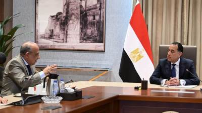 رئيس الوزراء يؤكد حرصه على متابعة ملفات عمل قطاع الطاقة بشكل مستمر