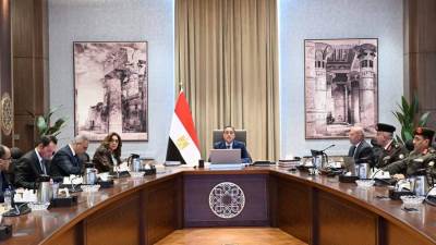 رئيس الوزراء يستعرض المشروعات الجاري تنفيذها بمحافظة القاهرة بالتنسيق مع الهيئة الهندسية