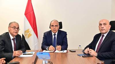 سويلم يبحث مقترح التعاون مع الشركات الألمانية في مجال صناعة وتوطين صناديق التروس الخاصة بمحطات الرفع