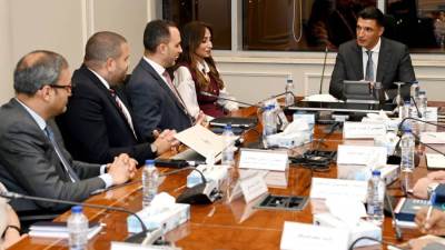 وزير الصناعة يبحث مع شركة نيسان للسيارات خطط الشركة للتوسع بالسوق المصري والتصدير للأسواق الإفريقية