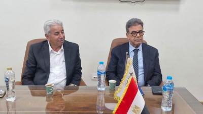 «تطوير التعليم بالوزراء» ونقابة البيطريين يبحثان المسارات الأكاديمية لجامعة الغذاء