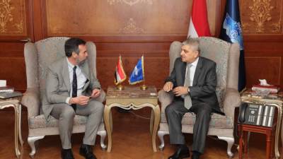 أسامة ربيع يناقش خطط الإبحار المستقبلية مع المدير التنفيذي لمنطقة جنوب أوروبا للخط الملاحي Hapag-Lloyd