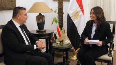 وزيرة الثقافة تبحث مع رئيس اتحاد إذاعات وتلفزيونات دول التعاون الإسلامي تعزيز التعاون