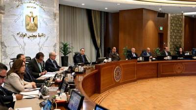 وزيرة التضامن الاجتماعي تستعرض تفاصيل تجهيزات المبادرة الرئاسية "أبواب الخير" لشهر رمضان الكريم بالتعاون مع صندوق تحيا مصر