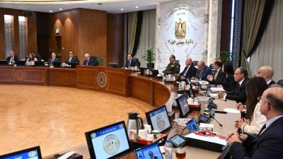 وزير التخطيط والتنمية الاقتصادية يستعرض مؤشرات أداء الاقتصاد المصري خلال الربع الثاني من العام المالي الجاري