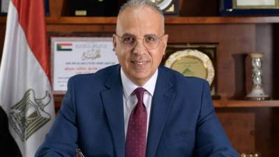 سويلم يتابع أعمال إزالة التعديات على مجرى نهر النيل بمحافظة الجيزة ضمن أعمال "المشروع القومي لضبط النيل"