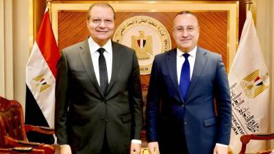 رئيس هيئة الاعتماد والرقابة الصحية يهنئ وزير التعليم العالي بثقة القيادة السياسية… ويؤكد: المستشفيات الجامعية ركيزة استراتيجية لنجاح منظومة التأمين الصحي الشامل