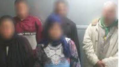 ضبط 21 شخصاً لقيامهم باستغلال 17 حدثاً فى أعمال التسول واستجداء المارة بالجيزة