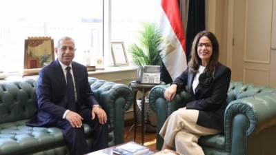 وزيرة الثقافة تلتقي رئيس الأكاديمية العربية للعلوم والتكنولوجيا والنقل البحري لبحث تعزيز التعاون في مجالات التعليم والتدريب وبناء القدرات