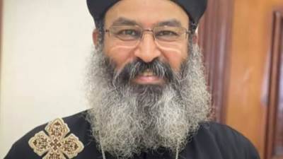 النيابة تباشر التحقيق في مصرع قمص بعد سقوطه من عقار بالإسكندرية