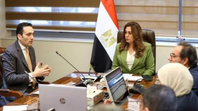 وزيرة التنمية المحلية والبيئة تتابع مع شركة سكاتك النرويجية المشروعات الجارية في مجالات الطاقة الجديدة والمتجددة بالمحافظات