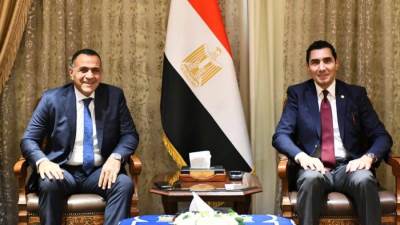 وزير الشباب والرياضة يستقبل رئيس الشركة الإفريقية لبحث التعاون المشترك