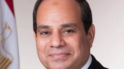 الرئيس السيسي يؤدي صلاة الجمعة بمسجد المشير طنطاوي احتفالاً بذكرى انتصارات العاشر من رمضان