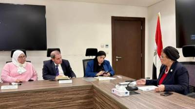 نائب وزير الصحة تعقد اجتماعًا لمتابعة مؤشرات المواليد وتطوير خدمات الرعاية الصحية الأولية