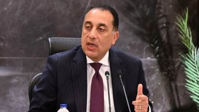 رئيس الوزراء يتابع مع وزير التموين موقف مخزون الأرصدة من السلع الغذائية