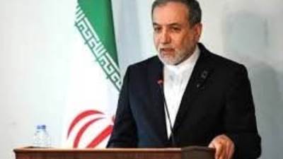 وزير خارجية إيران: خامنئي وبزشكيان "في أتم السلامة"