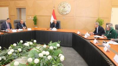 وزير الكهرباء يجتمع بأعضاء اللجنة الدائمة لإدارة الأزمات والكوارث والحد من المخاطر ويوجه برفع درجة الاستعداد لتأمين الشبكة الموحدة