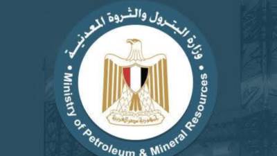 البترول: لا خسائر بشرية أو تلوث من حادث اصطدام ناقلة بمنصة بترولية