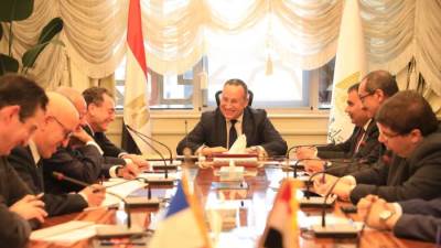 وزير التعليم والسفير الفرنسي يبحثان تطورات إنشاء الحرم الجامعي الجديد للجامعة الفرنسية في مصر