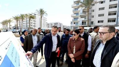 وزيرة الإسكان تتفقد كومباند "مزارين" بمدينة العلمين الجديدة 