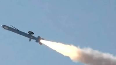 الحرس الثوري الإيراني يعلن استهداف مراكز استخبارات أمريكية ومجمع اتصالات للجيش الإسرائيلي في عملية "الوعد الصادق 4"