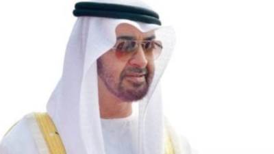 رئيس الإمارات الشيخ محمد بن زايد يتجول في دبي مول