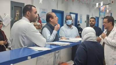 نائب وزير الصحة يتفقد منشآت أسوان ميدانيًا ويوجه بإجراءات تصحيحية عاجلة لرفع جودة الخدمات