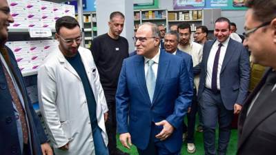 رئيس هيئة الدواء المصرية يطلق المرحلة الأولى من منظومة التتبع الدوائي بصيدلية إسعاف الجيزة