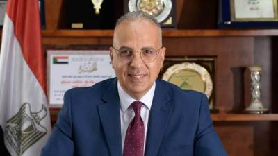 سويلم يتابع أعمال إزالة التعديات على مجرى نهر النيل ضمن أعمال "المشروع القومي لضبط النيل"