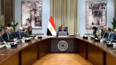 رئيس الوزراء يتابع الموقف التنفيذي لعدد من المشروعات الخدمية والتنموية بمحافظة القاهرة