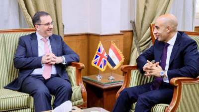 وزير التربية والتعليم يبحث مع السفير البريطاني سبل تعزيز آليات التعاون في تطوير قطاع التعليم والتعليم الفني