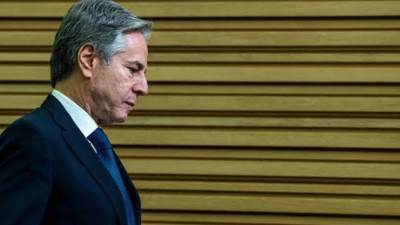 بلينكن يحذر: حرب إيران قد تستنزف ترسانة أمريكا وتفتح الباب أمام الصين وروسيا