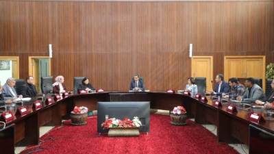 محافظ البحر الأحمر ونائبة وزيرة التضامن يبحثان تعزيز سبل التعاون المشترك