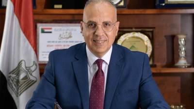 سويلم يتابع حالة منظومة الصرف الزراعي وأعمال وأنشطة هيئة الصرف 