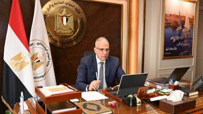 "سويلم" ووزيرة المياه بجنوب أفريقيا يشهدان ندوة “Water for People”