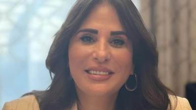 وزيرة الإسكان تتابع موقف تنفيذ مشروعات المرافق بمدينة العبور الجديدة