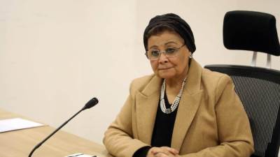 نائب وزير الصحة تعقد اجتماعًا مع اللجنة القومية لتأمين وسائل تنظيم الأسرة