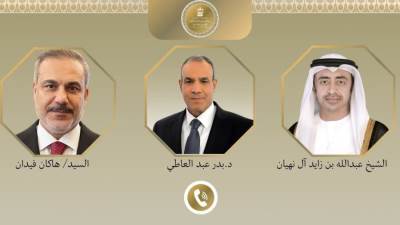 اتصالان هاتفيان لوزير الخارجية مع نظيريه الإماراتي والتركي لبحث تداعيات التصعيد العسكري بالمنطقة