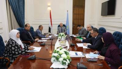 محافظ القاهرة: اختيار القيادات وفق معايير الكفاءة والشفافية لتطوير العمل الإداري