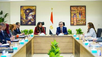 وزيرا التخطيط والإسكان يناقشان الخطة الاستثمارية حتى 2030 لتعزيز التنمية العمرانية وتحسين جودة الحياة