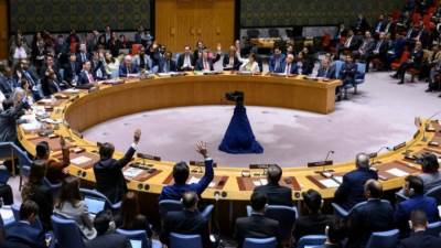 مجلس الأمن يعتمد قرارًا بشأن تصاعد الأزمة في الشرق الأوسط