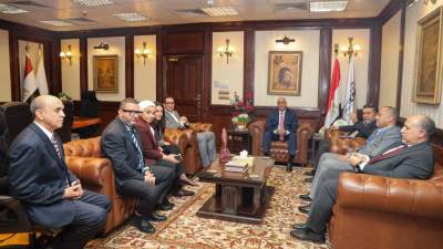 جهاز تنمية المشروعات يقدم تمويلًا جديدًا لشركة أمان القابضة بـ 300 مليون جنيه لدعم المشروعات الصغيرة والمتوسطة في كافة محافظات الجمهورية 